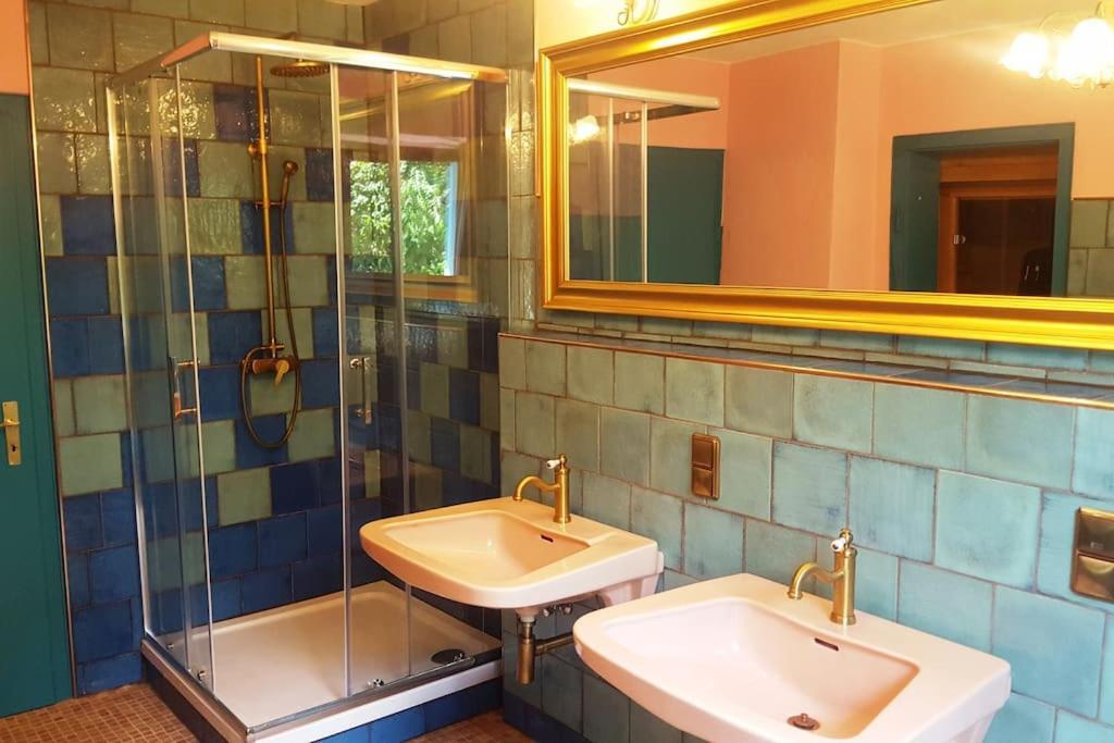 Casa Barzen - Stilvoll Urlauben An Der Mosel Apartment Reil Ngoại thất bức ảnh