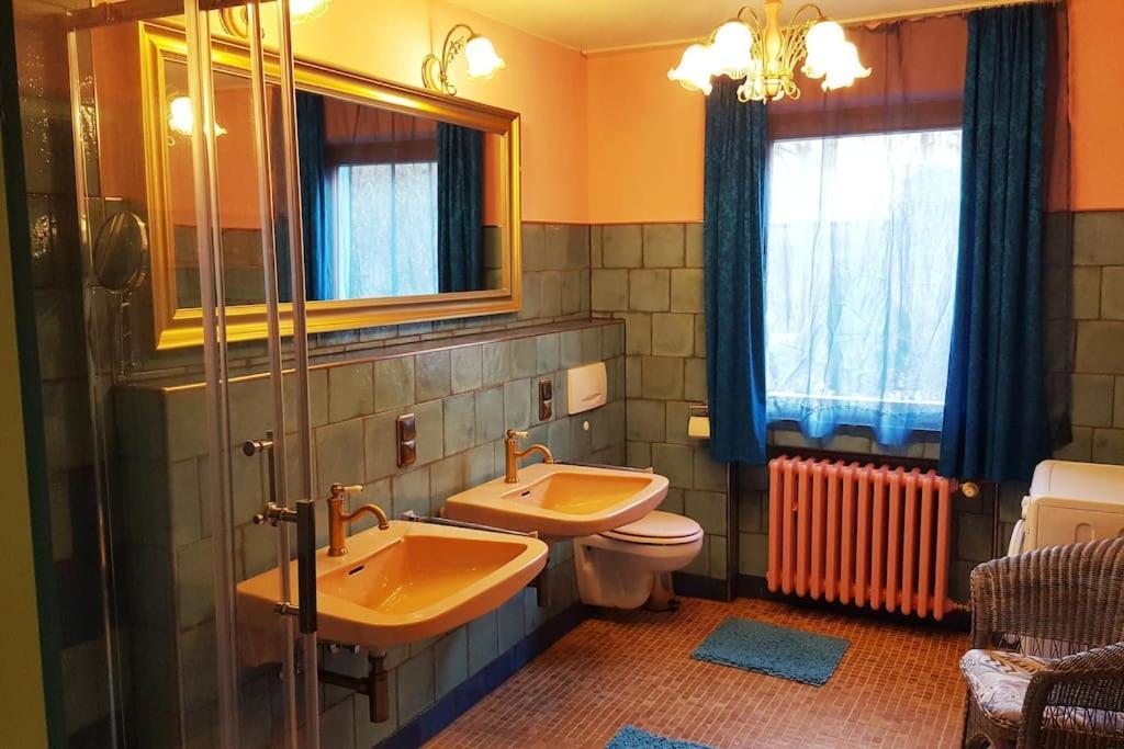 Casa Barzen - Stilvoll Urlauben An Der Mosel Apartment Reil Ngoại thất bức ảnh