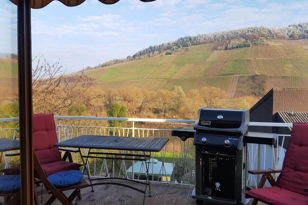 Casa Barzen - Stilvoll Urlauben An Der Mosel Apartment Reil Ngoại thất bức ảnh